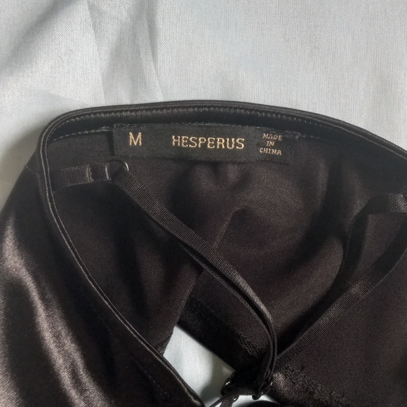 Hesperus black satin and lace top - Picture 3 of 3